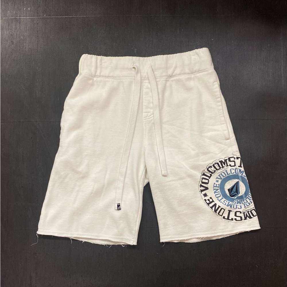Cropped Volcom Shorts